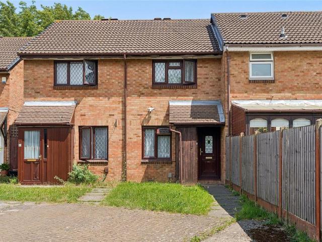 House for sale in Chadwell Heath, Greater London