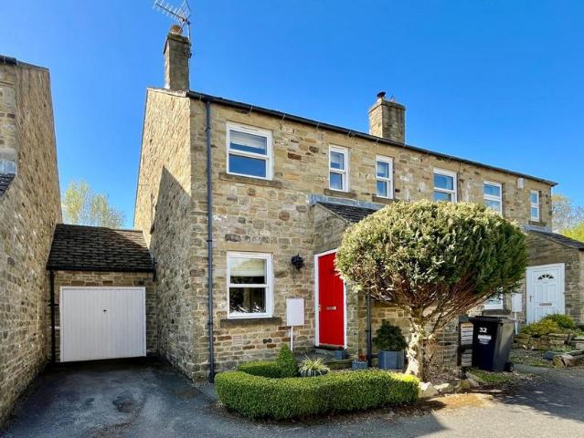 House for sale in Middleham, North Yorkshire