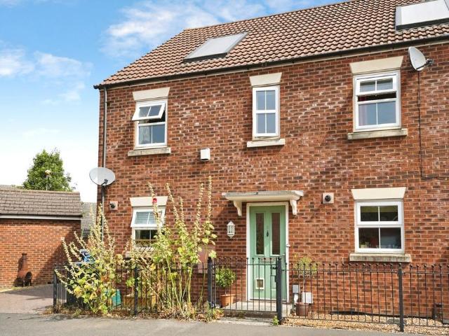 House for sale in Gloucester, Gloucestershire