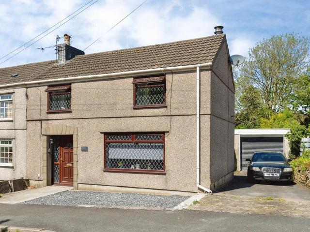 House for sale in Dafen, Wales