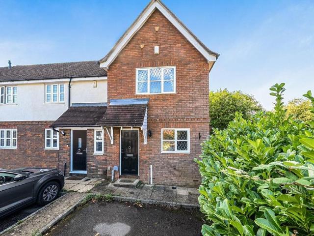 House for sale in Stoughton, Guildford