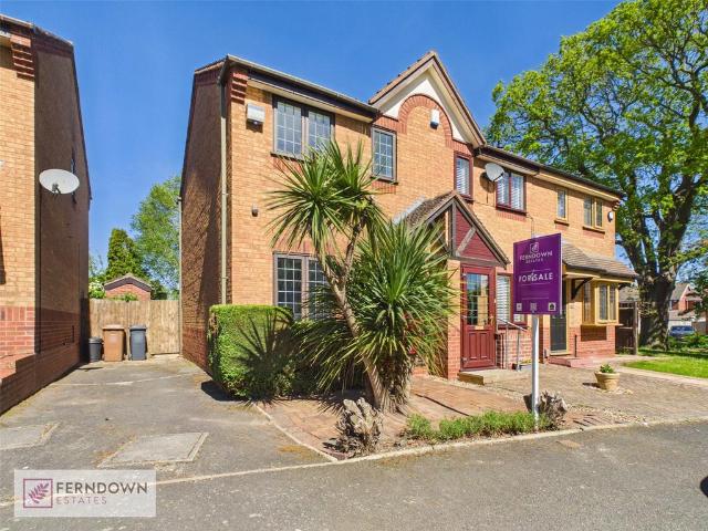 House for sale in Marston Green, West Midlands