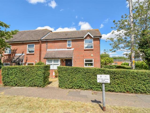 House for sale in Clapgate, Navestock Side