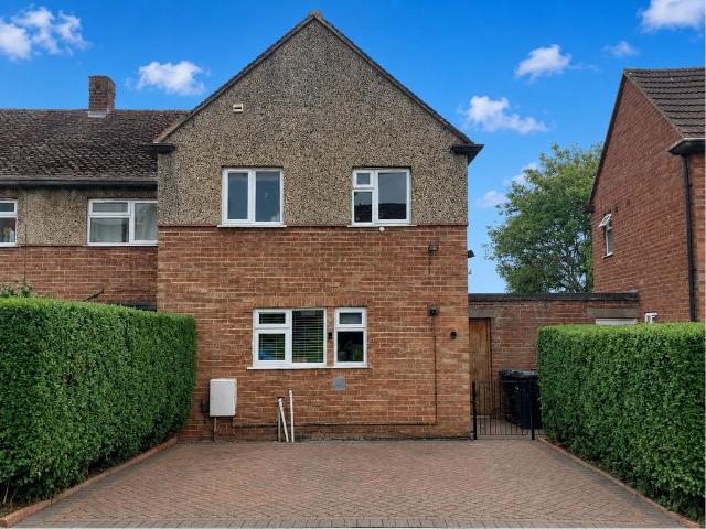 House for sale in Raunds