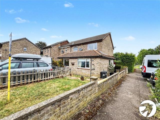 House for sale in Chatham