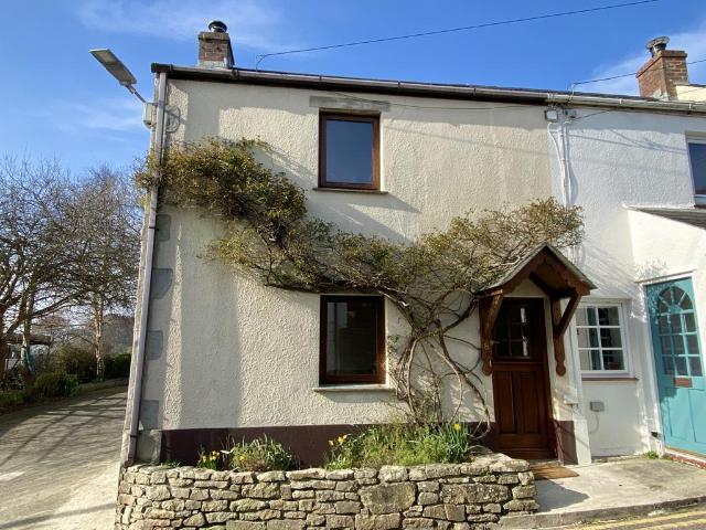 House for sale in Hayle, Cornwall