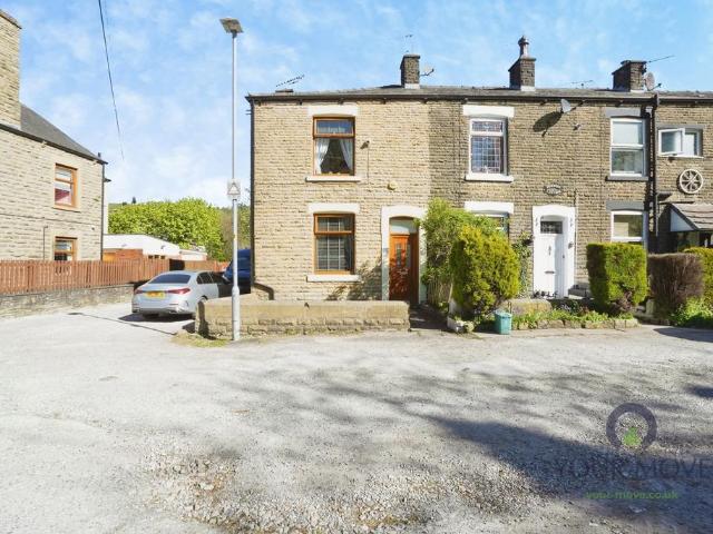House for sale in Shaw and Crompton, Pendock
