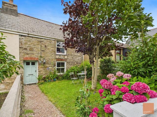 House for sale in Goonbell, Cornwall