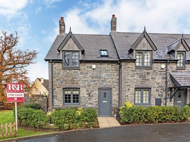 House for sale in Elmfield, Leicestershire