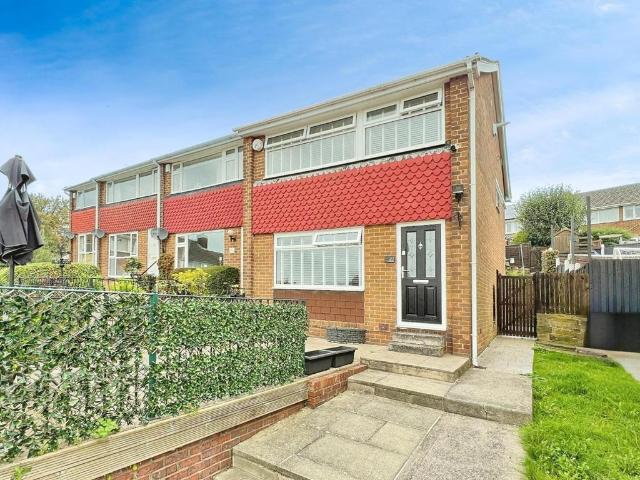 House for sale in Pudsey, West Yorkshire