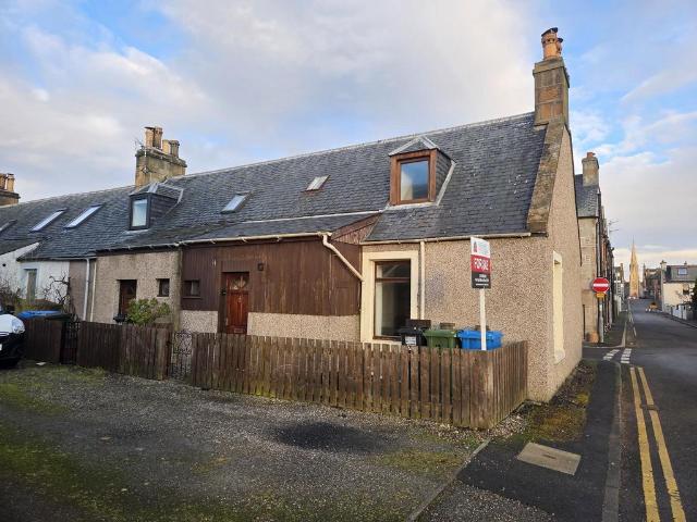 House for sale in Invergordon, Scotland