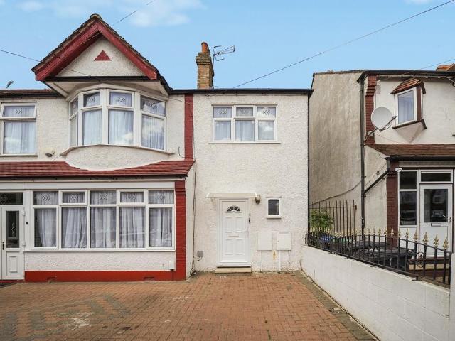 House for sale in London Borough of Croydon, Thornton Heath