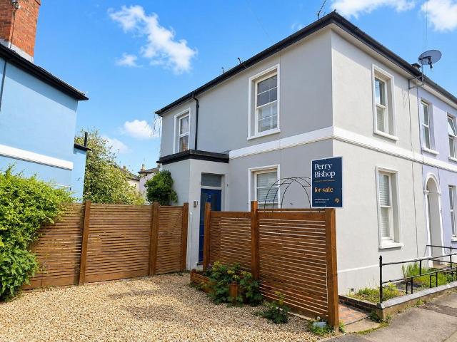 House for sale in Golden Valley, Gloucestershire