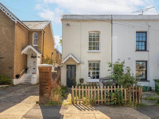 House for sale in Norbiton, Greater London