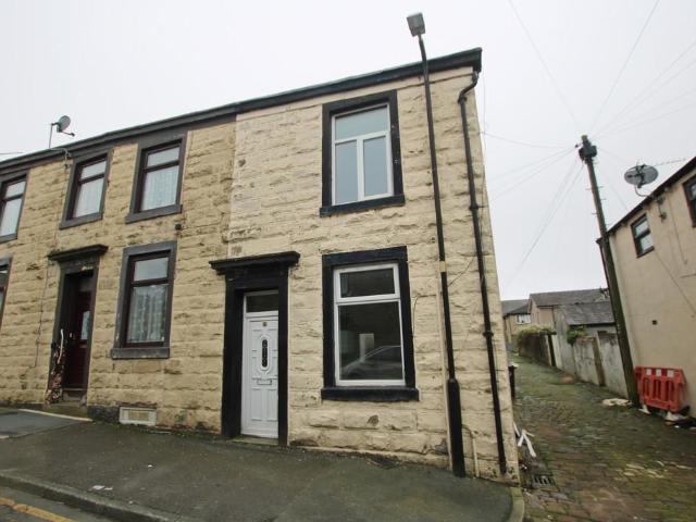 House for sale in Enfield, Backburn