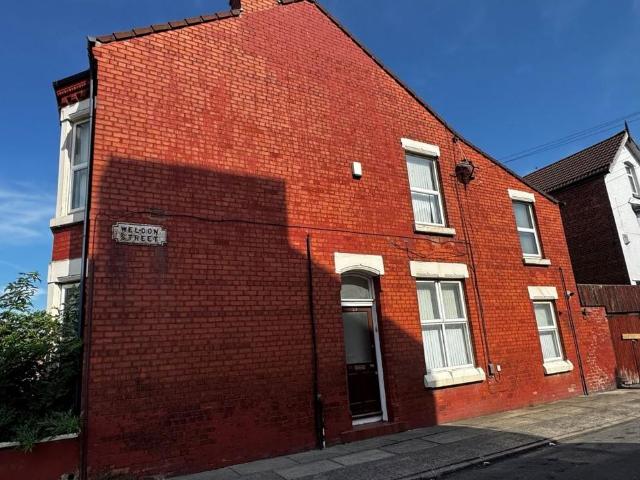 House for sale in Calderstones