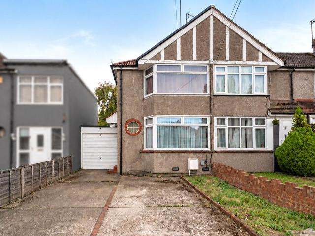 House for sale in London Borough of Bexley, Greater London