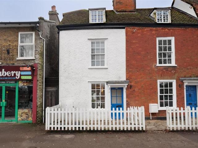House for sale in Ivy Chimneys, Epping