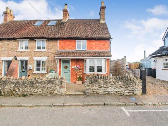 House for sale in Bedford