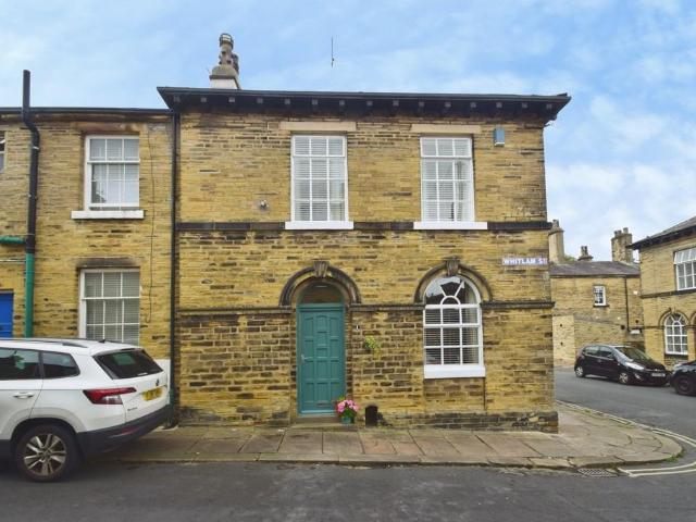House for sale in Baildon, West Yorkshire