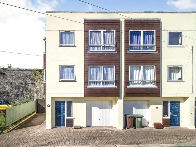 House for sale in Mount Wise