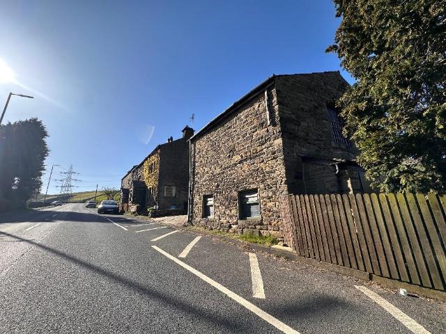 House for sale in Walsden, West Yorkshire