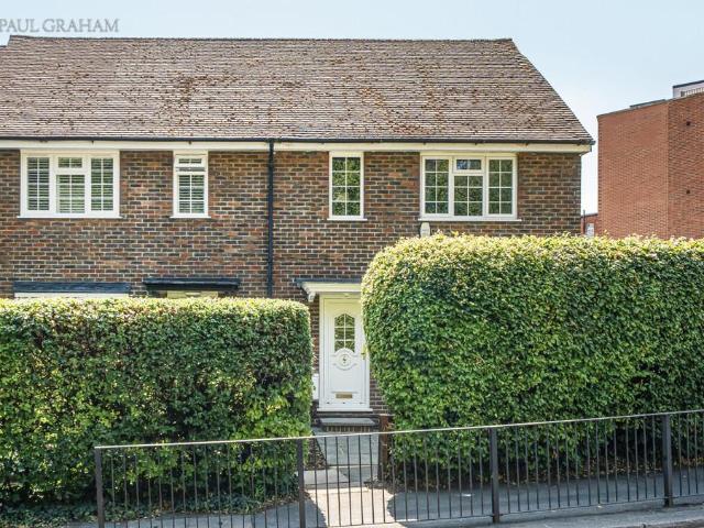 House for sale in The Wrythe, Greater London