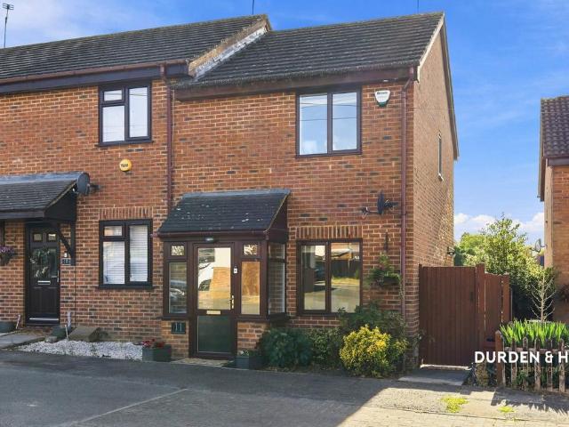 House for sale in Lambourne, Epping