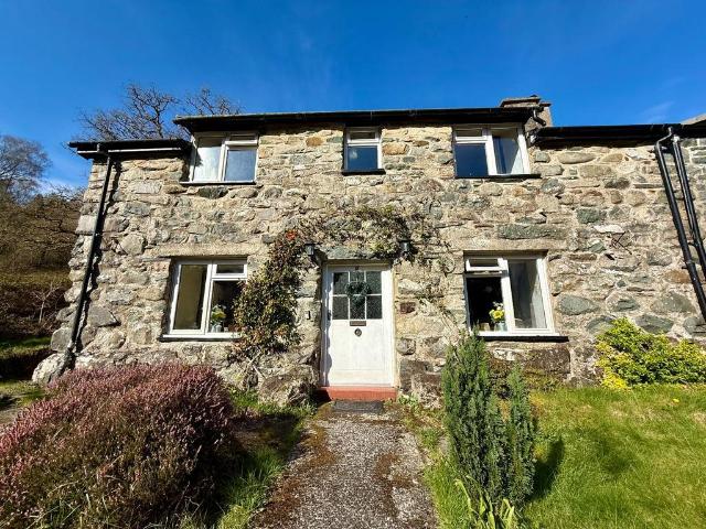 House for sale in Ganllwyd, Wales