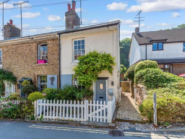 House for sale in Ash, Kent