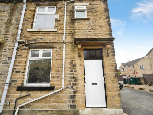 House for sale in Eccleshill, West Yorkshire