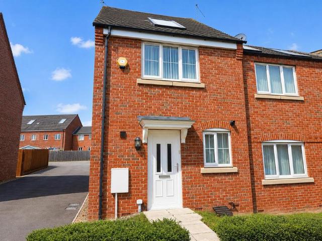 House for sale in Rushden