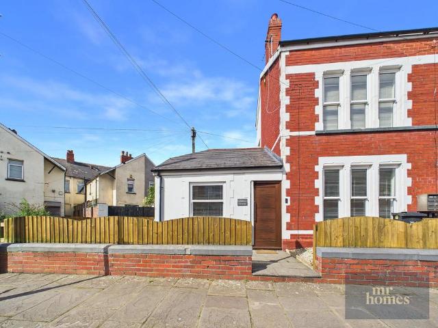 House for sale in Falcon Lodge, Wales