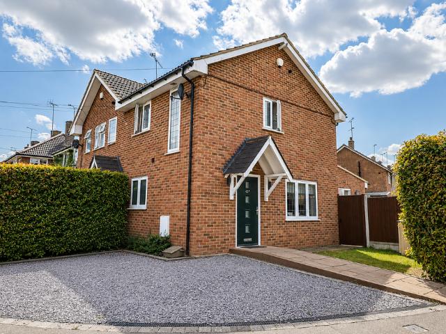 House for sale in Hutton Mount, Navestock Side