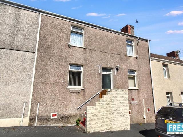 House for sale in Nangreaves, Wales