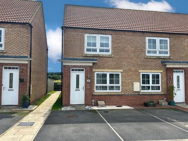 House for sale in Cayton