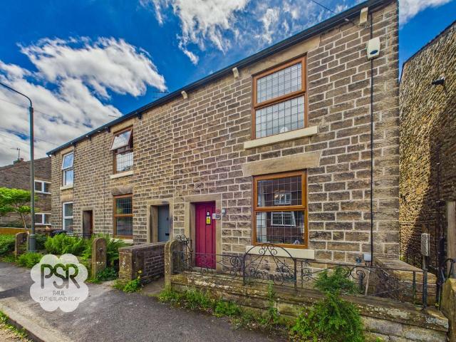 House for sale in Charlesworth, East Midlands