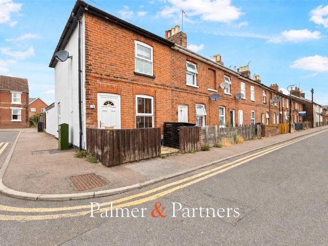 House for sale in Hythe, Colchester