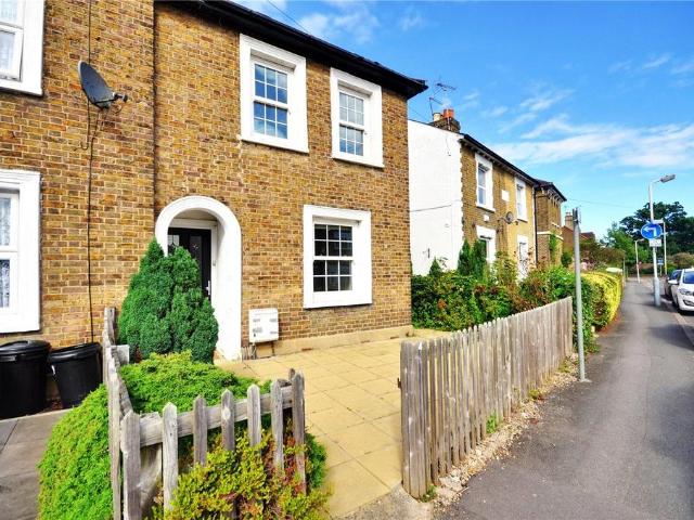 House for sale in Greater London