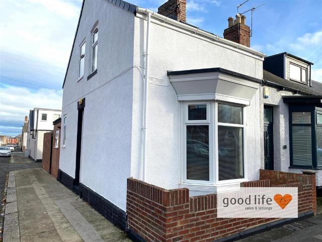 House for sale in Monkwearmouth, Sunderland