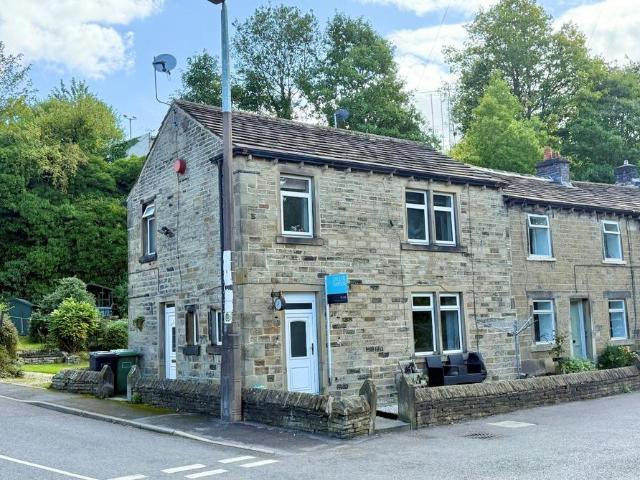 House for sale in Holme Valley, West Yorkshire