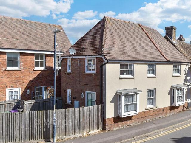 House for sale in Folkestone, Kent