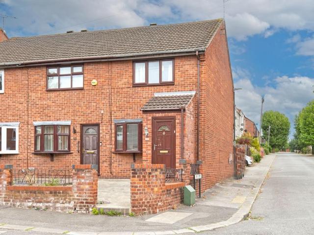 House for sale in Loundsley Green, East Midlands