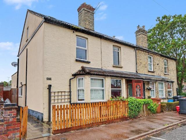 House for sale in Fishers Green, Shephall