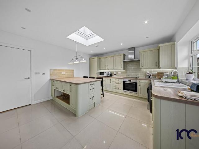 House for sale in London Borough of Barking and Dagenham, Greater London
