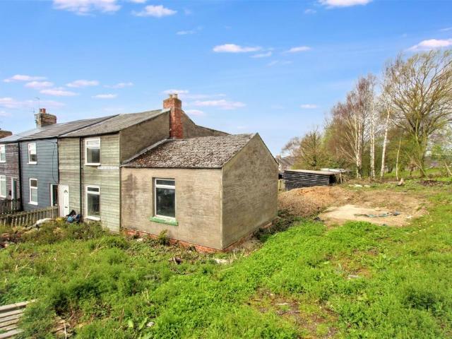House for sale in Newfield