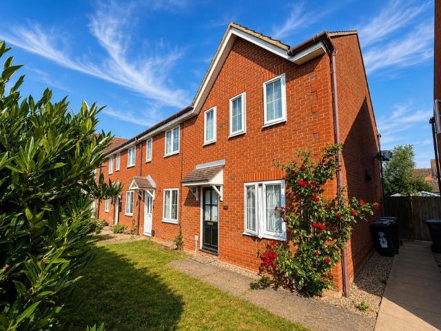 House for sale in Rushden
