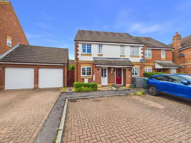 House for sale in Walton, Aylesbury