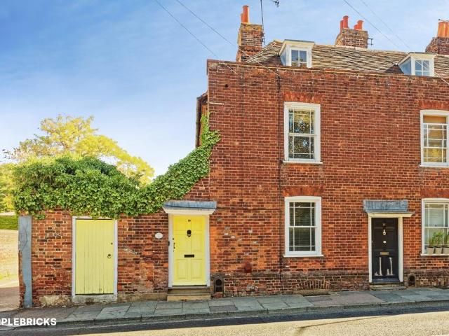 House for sale in Longport, The Bridge