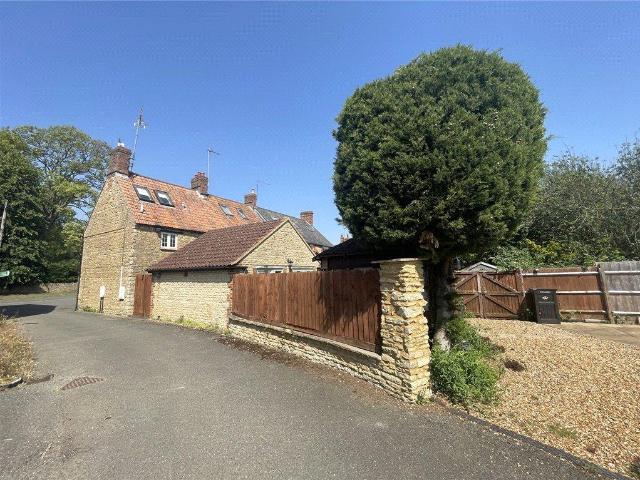 House for sale in Lavendon